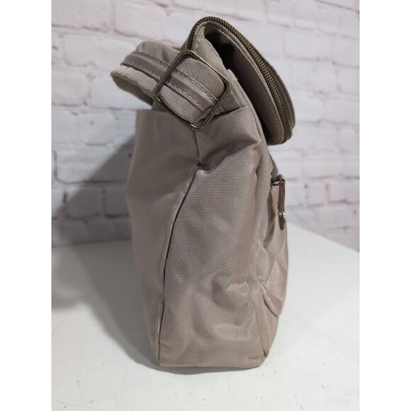 Travelon Anti Theft Classic Crossbody Bag Travel Champagne Tan Quilted NWOT - Picture 4 of 15